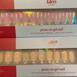 Kleo Kolor Press-On Gel Nails
